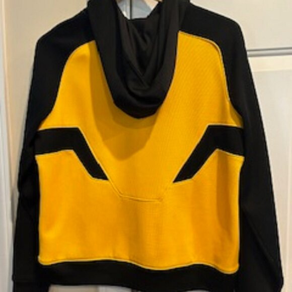 Women's Sweatshirt Pittsburg Steelers with Hoodie Size Large Reebok Gold & Black - Picture 2 of 4